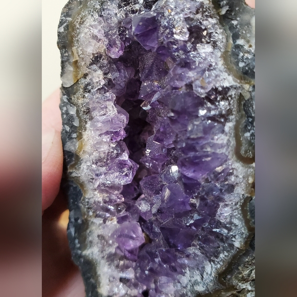 Amethyst Crystals Slice - Picture 14 of 15